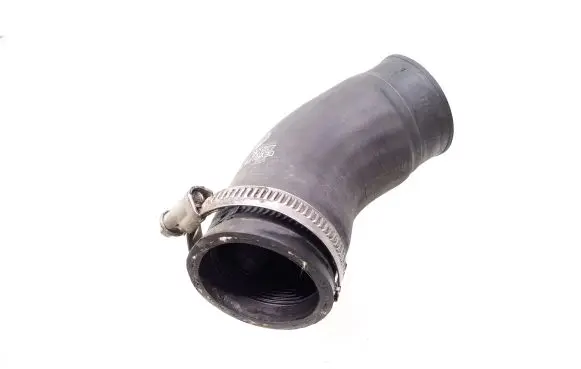 Volkswagen Golf VII Intercooler hose/pipe 04L145762E