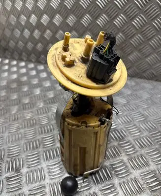 Mercedes-Benz B W246 W242 In-tank fuel pump 31305186 100514 0580303065