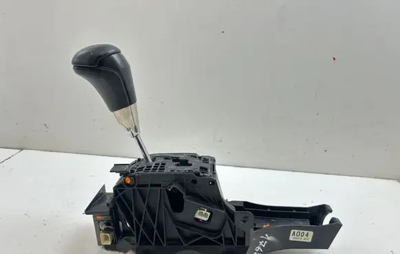 Toyota Hilux (AN120, AN130) Gear shifter/selector 