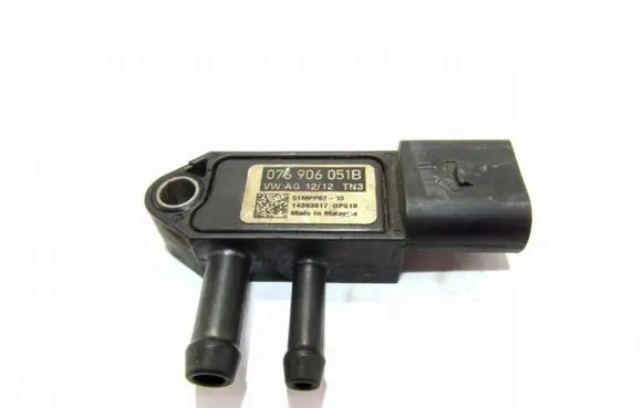 Honda Civic Oil pressure sensor 076906051B