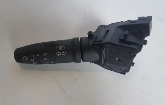 Nissan X-Trail T30 Indicator stalk 8H700 25540