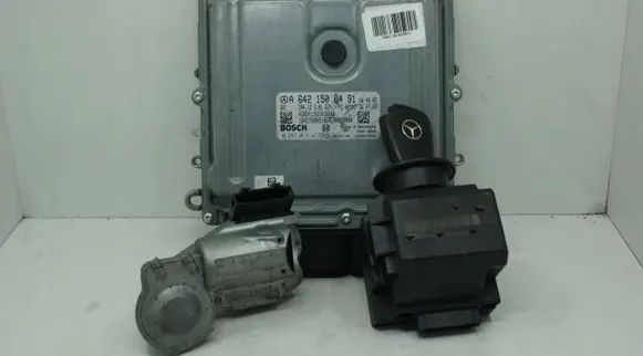 Mercedes-Benz E W211 Engine ECU kit and lock set A6421508491
