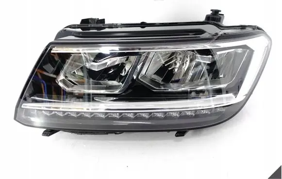 Volkswagen Tiguan Headlight/headlamp 5NB941035D