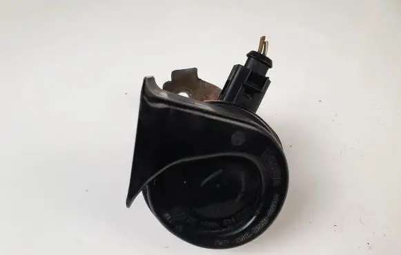 Volkswagen Jetta V Horn signal