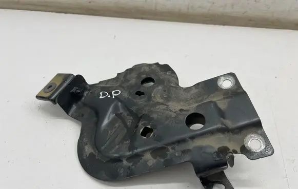 Audi Q8 e-tron Fender mounting bracket 4KE821150