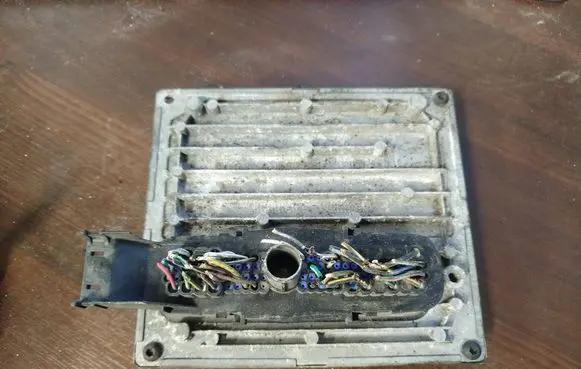 Ford Focus Engine control unit/module 5m5112a650ge 5m51-12a650-ge