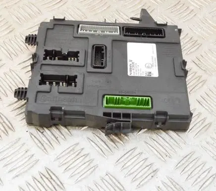 Nissan Qashqai Central body control module 