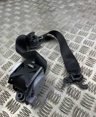 BMW X3 F25 Front seatbelt S2725843207 16B2011P0494