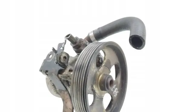 Citroen Berlingo Power steering pump 