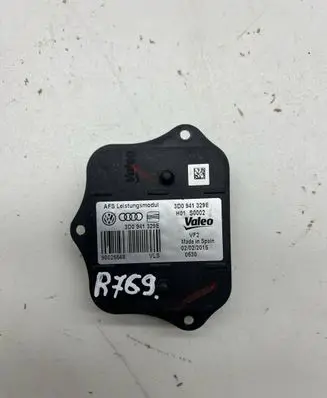 Volkswagen Golf VII Headlight ballast module Xenon 3D0941329E 90025568