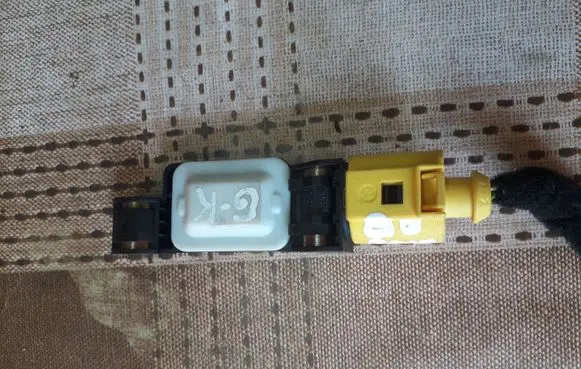 Audi A3 S3 8P Airbag deployment crash/impact sensor 338002A00 97001043299204