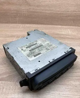 Chrysler Voyager CD/DVD changer P56038531AD