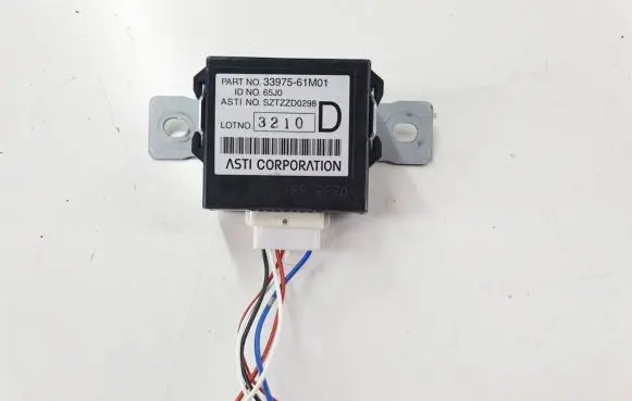 Suzuki SX4 S-Cross Bluetooth control unit module 33975-61M01 3210 SZTZZD0298