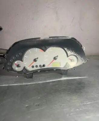 Ford Focus Speedometer (instrument cluster) 98AP10841 44ZU115