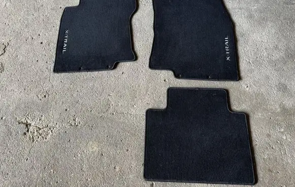 Nissan X-Trail T32 Car floor mat set KE7456F001 D215 100348620
