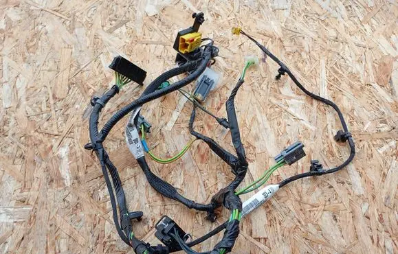 Dodge Journey Seat wiring loom T3WM2538RZ201 17450033 T4WM2848RN102