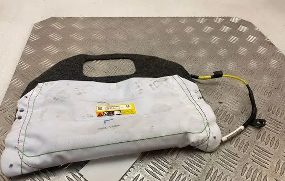 Seat airbag