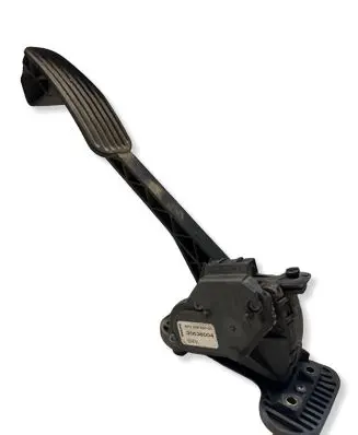 Volvo V70 Accelerator throttle pedal 6PV00853701 30636004