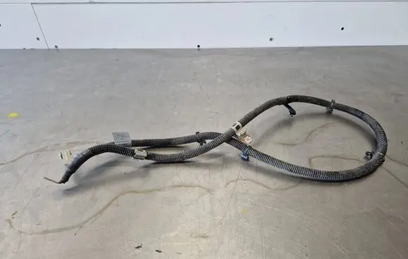 Mercedes-Benz B W246 W242 Positive cable (battery) A2465400508