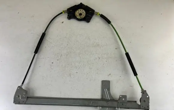 Peugeot 307 Front door electric window regulator 9637139480