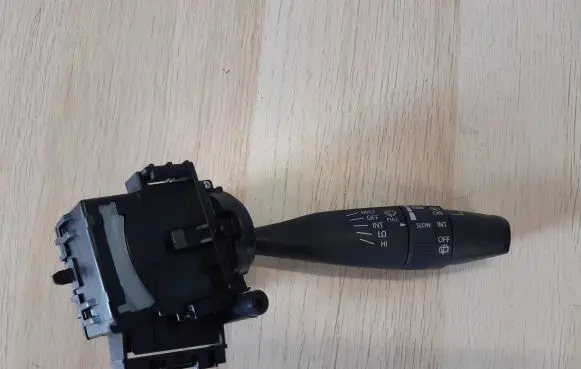 Suzuki SX4 S-Cross Gear shift switch/knob 