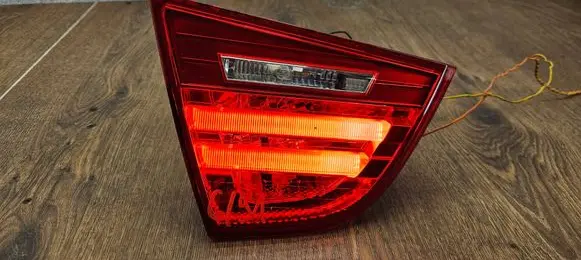 BMW 3 E90 E91 Tailgate rear/tail lights 7289427