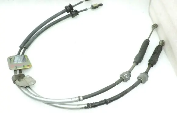 Toyota Avensis T250 Gear shifter/selector 3382005300
