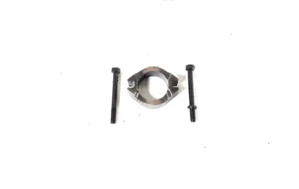 Subaru Legacy Fuel Injector clamp holder