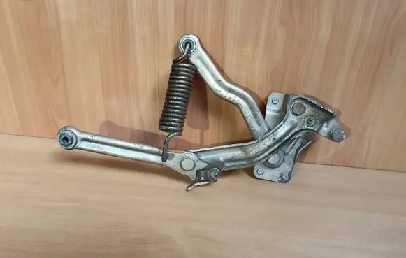 Mercedes-Benz S W126 Engine bonnet/hood hinges