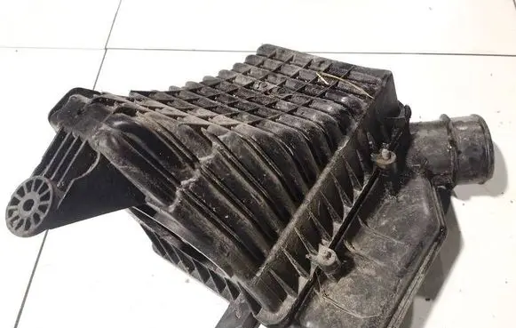 Fiat Bravo Air filter box 7786572