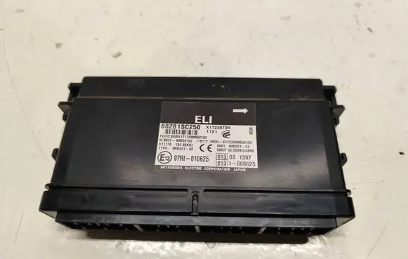 Subaru Forester SH Other control units/modules 88281SC250 X1T22873H 97RI010625