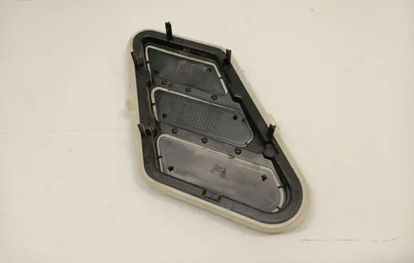 Peugeot Partner III Quarter panel pressure vent 9818353980