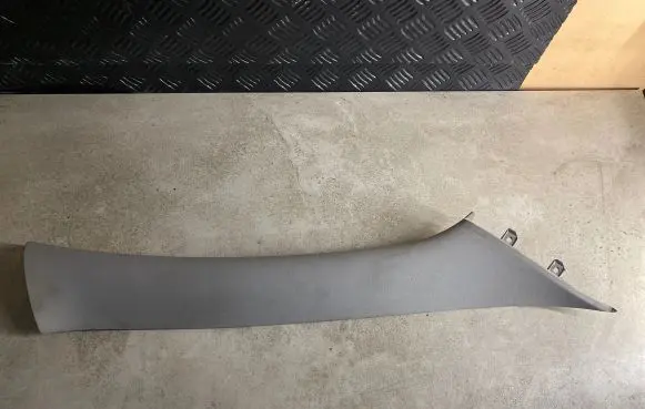 (A) pillar trim