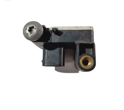 BMW X3 E83 Airbag deployment crash/impact sensor 6911003 0285003900 0207066577