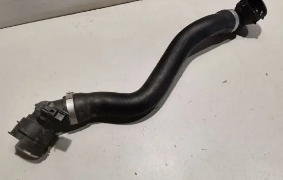 Land Rover Defender Engine coolant pipe/hose NPLA8286AA