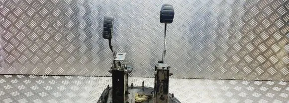 Renault Master II Pedal assembly 7700314878