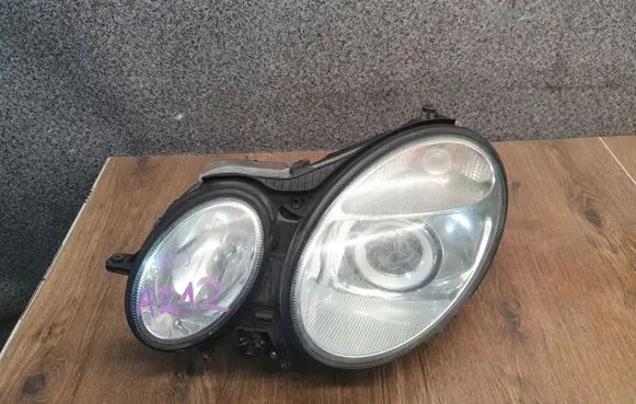 Mercedes-Benz E W211 Headlight/headlamp