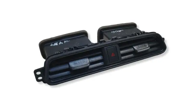 Nissan Leaf II (ZE1) Dash center air vent grill 68750