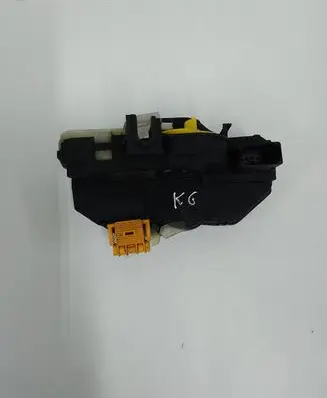 Opel Insignia A Rear door lock 13579557