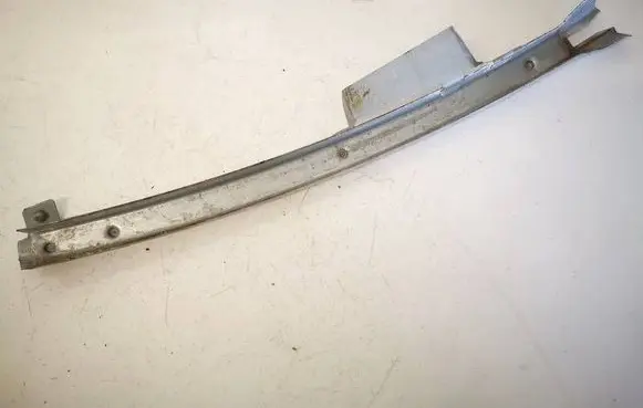 Volvo V70 Front door glass trim molding 