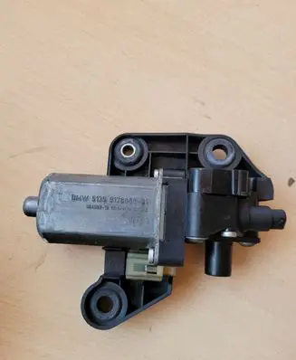 BMW 7 F01 F02 F03 F04 Curtain motor 9168839