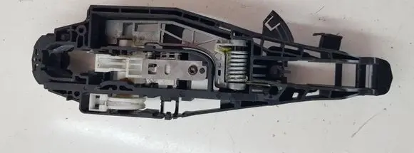Rear door exterior handle/bracket