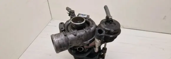 Audi A4 S4 B6 8E 8H Turbo 53041015095C 53039900005 EI923830011