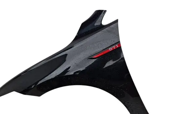 Volkswagen Golf VIII Fender 