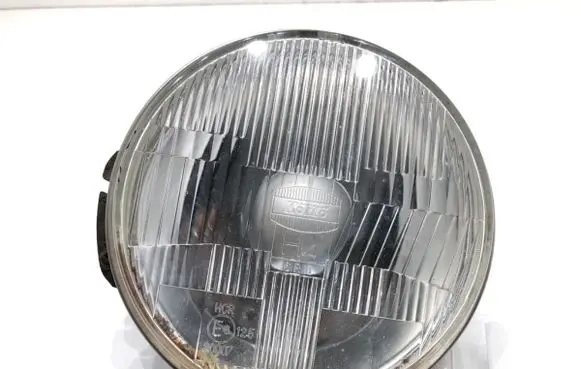 Mitsubishi Pajero Headlight/headlamp
