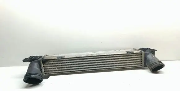 BMW 3 E90 E91 Intercooler radiator 7798788