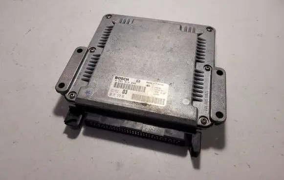Peugeot 406 Engine control unit/module 9635157080 EDC15C2 0281010248