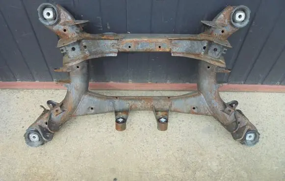 BMW X3 F25 Rear axle beam with reductor 