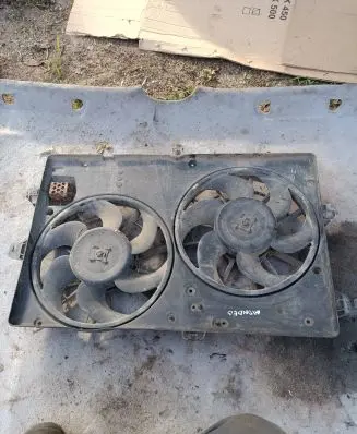 Ford Mondeo MK II Electric radiator cooling fan 95BB8C607