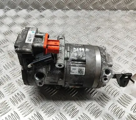 KIA Sportage Air conditioning (A/C) compressor (pump) 977E1CZ000